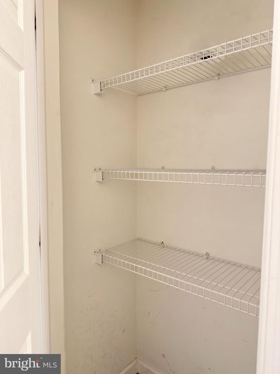 Building Photo - 1525 Montrose St