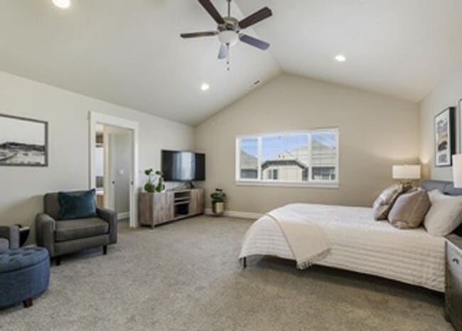 Building Photo - Beautiful home in a newer neighborhood on Bend's Eastside