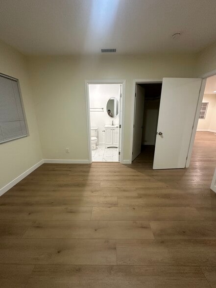 Building Photo - 314 S 8th St