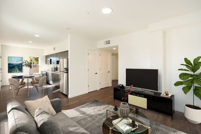 Building Photo - The Paloma