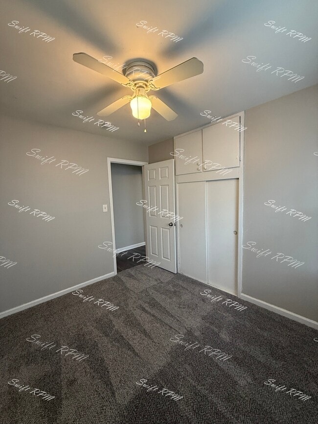 Building Photo - 709 NE 66th Terrace