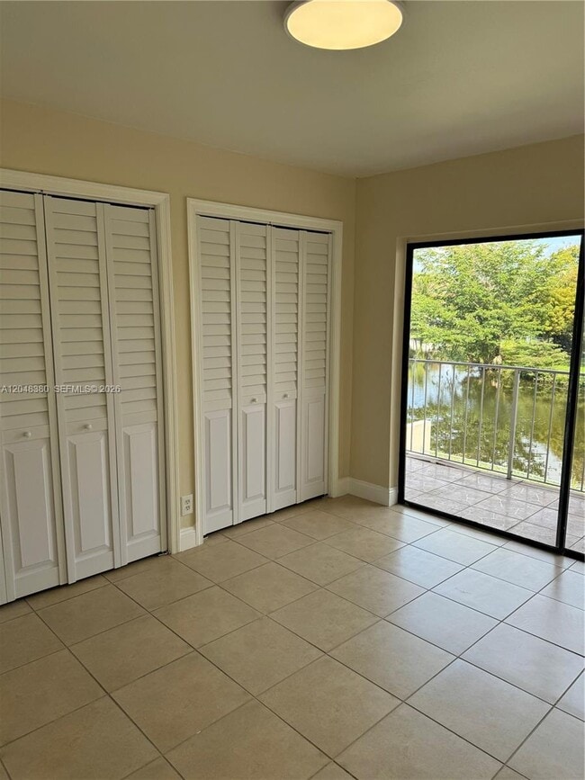 Building Photo - 3167 Coral Springs Dr
