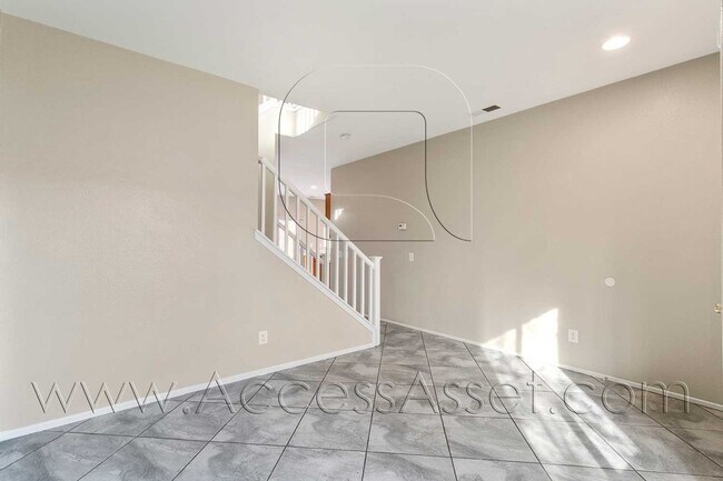 Building Photo - Spacious 3 Bed + Loft-Style Living in Lake Elsinore w/ Private Yard