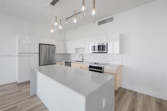 Building Photo - 101 Diplomat Pkwy