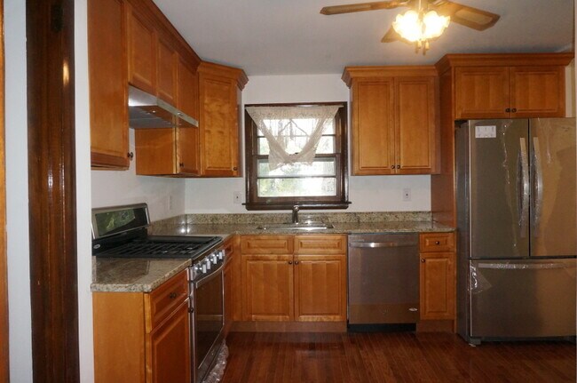 Building Photo - 28 Belmont Dr