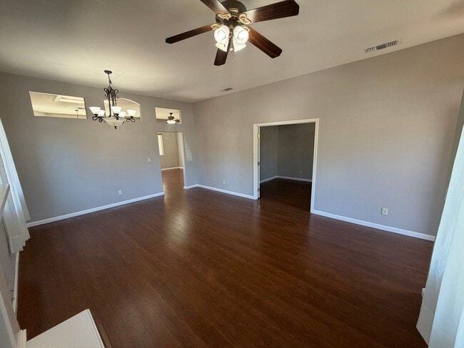 Building Photo - 3 bedroom + office | 2 bathroom | Single family home