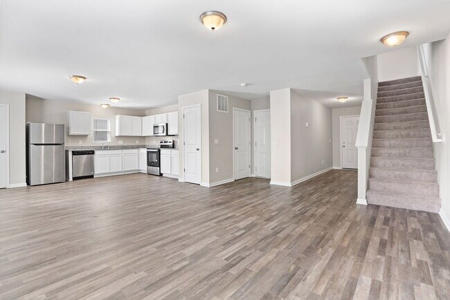 Building Photo - 8684 E Park Ridge Cir