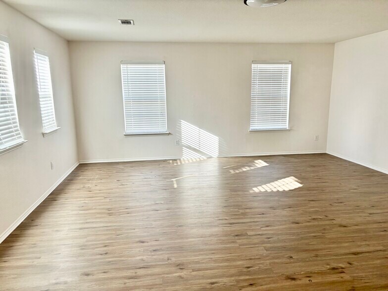 2nd entertainment area - 9032 Yellow Cedar Trl