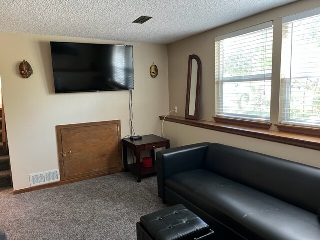 Building Photo - 17433 E Ford Dr