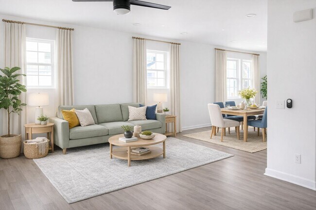 Building Photo - !! SPECIAL HALF OFF SECOND MONTH'S RENT!!! Updated 3BR 2BA  Home w/ Renovated Kitchen near Downto...