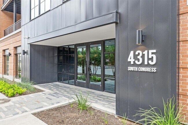Building Photo - 4315 S Congress Ave