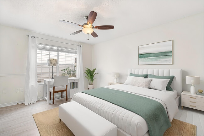 Building Photo - 42 Vía Largo