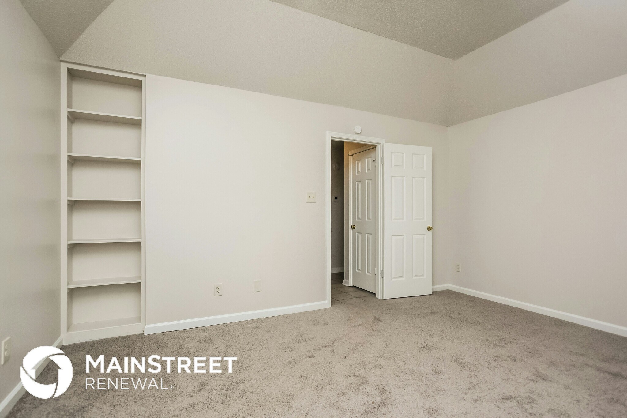 Building Photo - 6469 Trysting Oak Dr