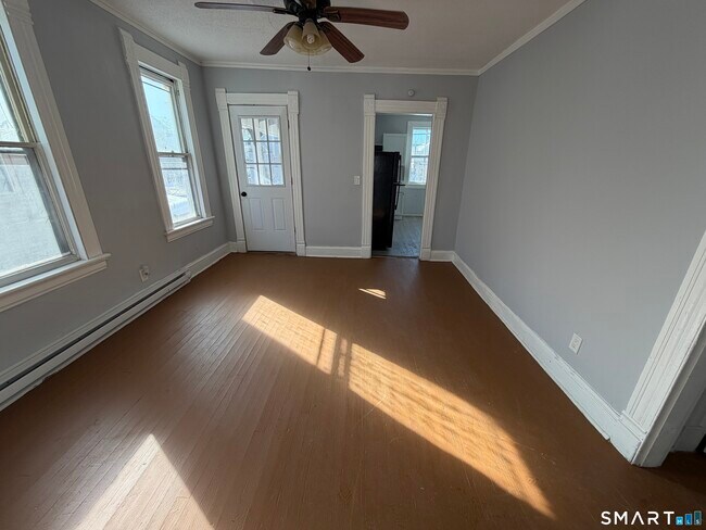 Building Photo - 73 Waterville St