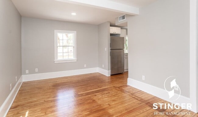 Building Photo - 606 Carteret St