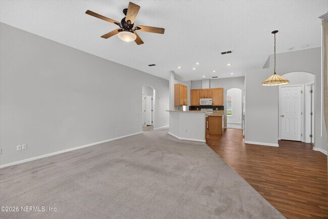 Building Photo - 2480 Ridge Will Dr