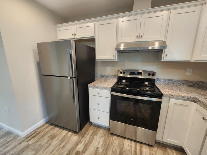 Building Photo - 50 Nicholas Ln