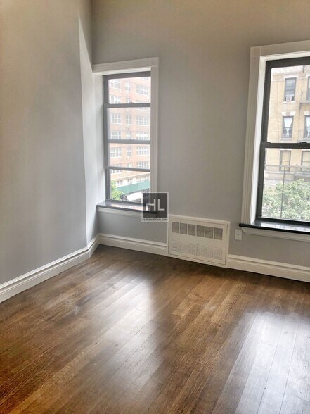 Building Photo - First Avenue