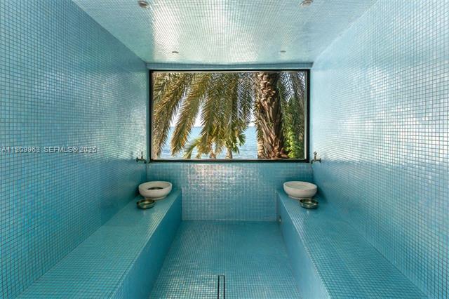 Building Photo - 360 Harbor Dr