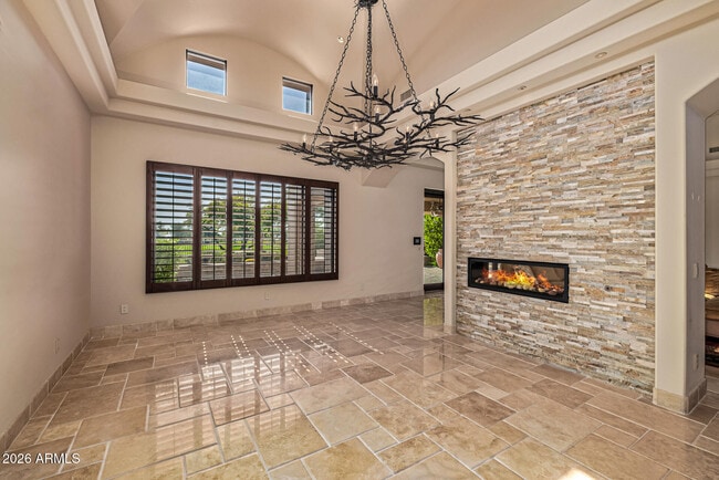 Building Photo - 8406 E Calle Buena Vista