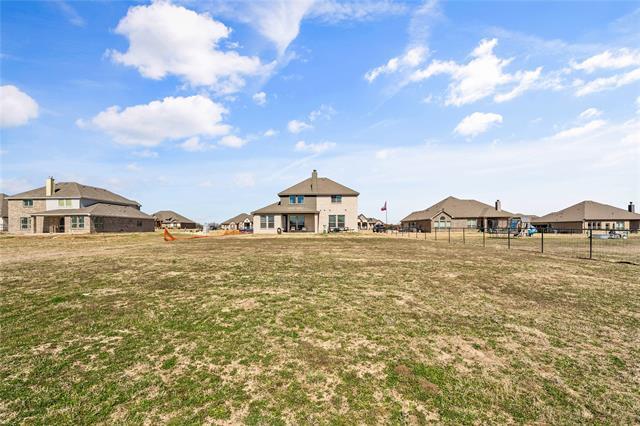 Building Photo - 6017 Mango Dr