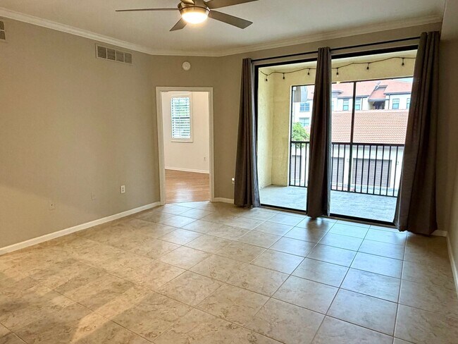 Building Photo - 12965 Positano Cir