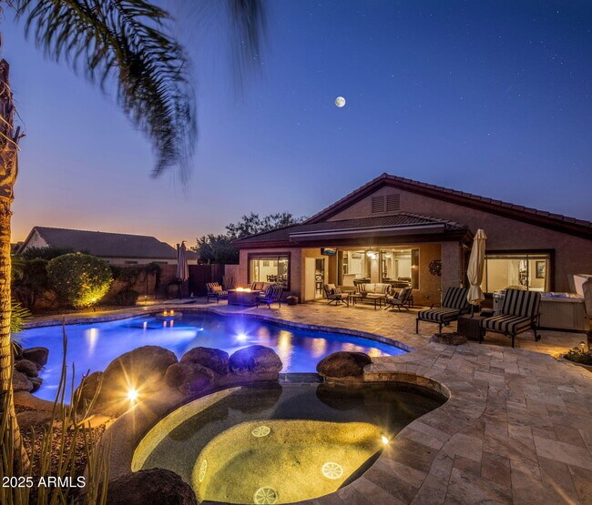 Building Photo - 9053 E Hobart St