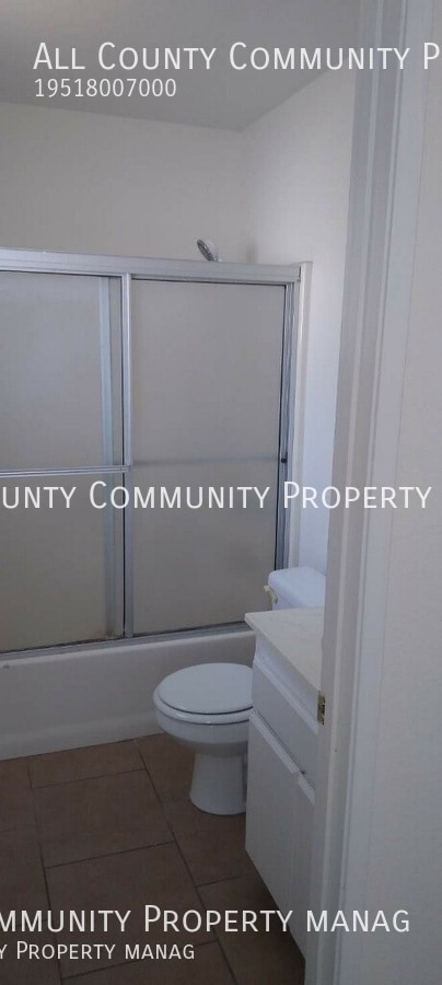 Building Photo - 6320 El Reposo St