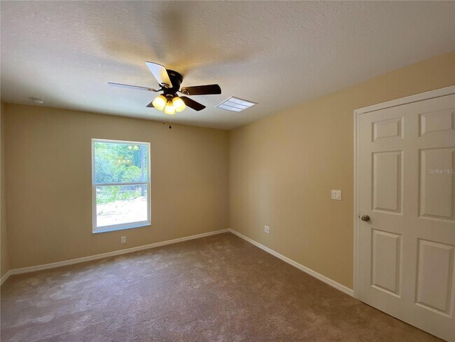 Building Photo - 15819 SW 19th Terrace