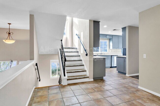 Building Photo - 7960 Mission Vista Dr