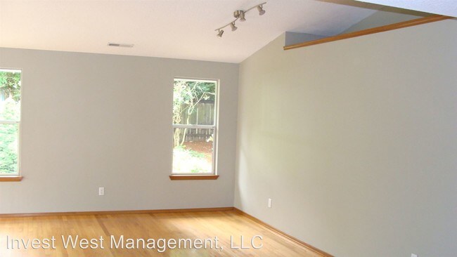 Building Photo - 3 br, 2 bath House - 2515 NE 83 Way