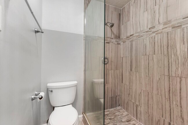 Building Photo - 12106 Gray Oak Pl