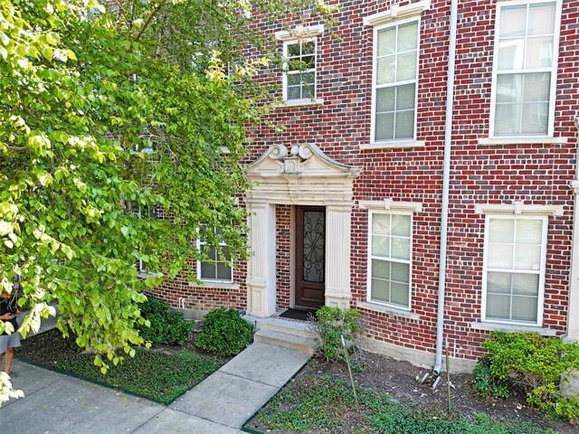 Building Photo - 3200 Ross Ave