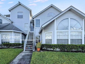 Building Photo - 12161 Armenia Gables Cir