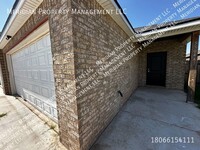 Building Photo - 5504 Itasca-B