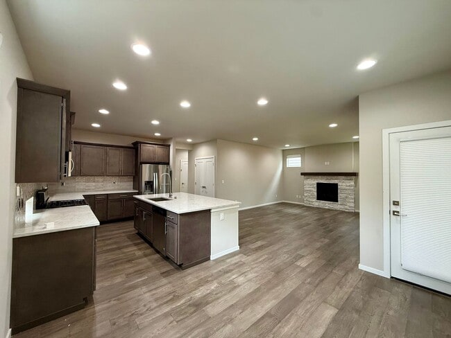 Building Photo - Renton Home