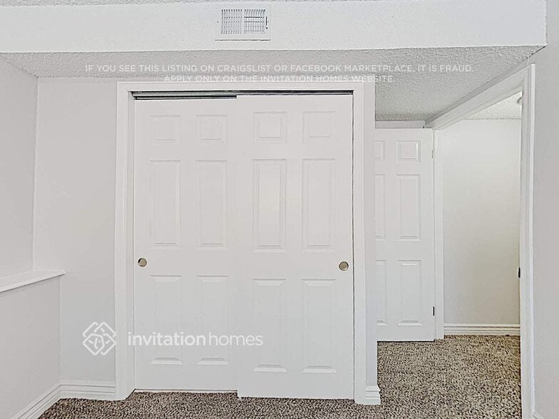 Building Photo - 4431 E 115th Pl