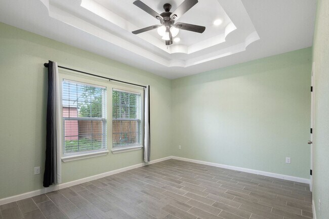 Building Photo - Charming 3/2/2 single story home near Downtown SA & St. Mary's University!