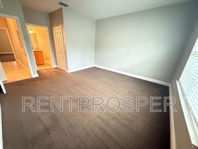 Building Photo - 3717 S Lake Orlando Pkwy