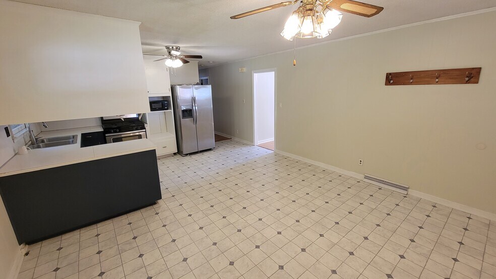 Building Photo - 4208 Greenhaven Ln