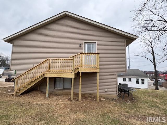 Building Photo - 1326 N Woodburn Ave