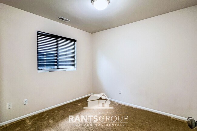 Building Photo - Spacious 4-Bedroom, 2.5-Bath Home with Open Layout in Lacey!