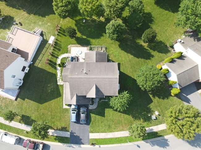 Building Photo - 8 Butterfly Ln