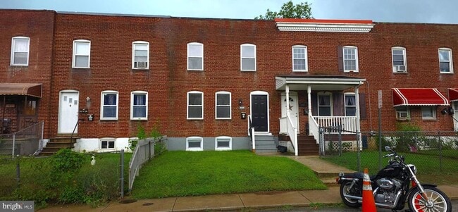 Building Photo - 4905 Brookwood Rd