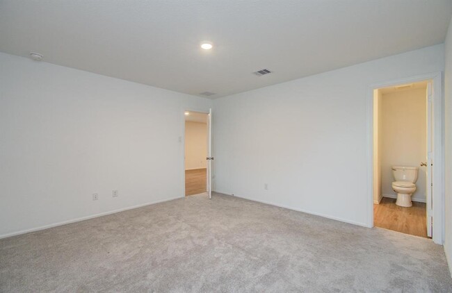 Building Photo - 10910 Bright Beacon Dr