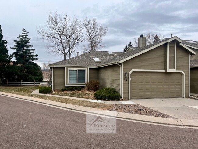 Primary Photo - 75 Rising Sun Terrace