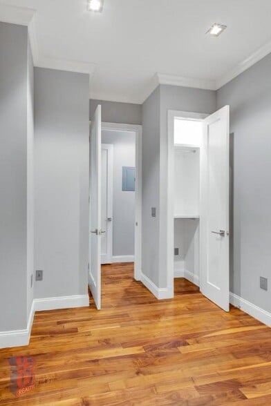 Building Photo - East 58th Street