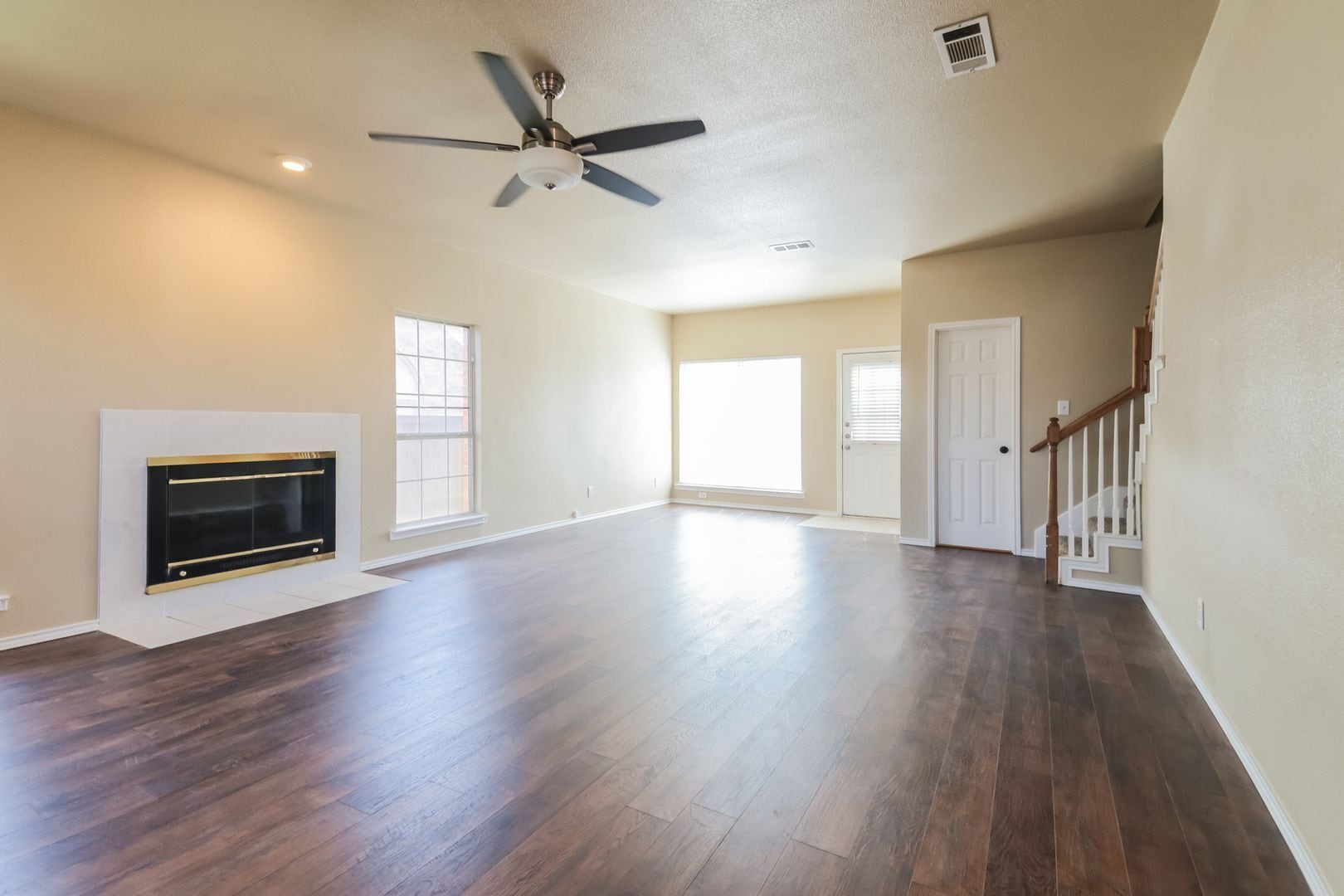 Building Photo - 4108 Creekmeadow Dr