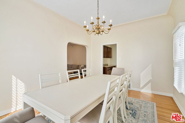 Building Photo - 2148 Prosser Ave