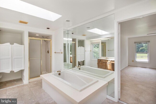 Building Photo - 13920 Wagon Way